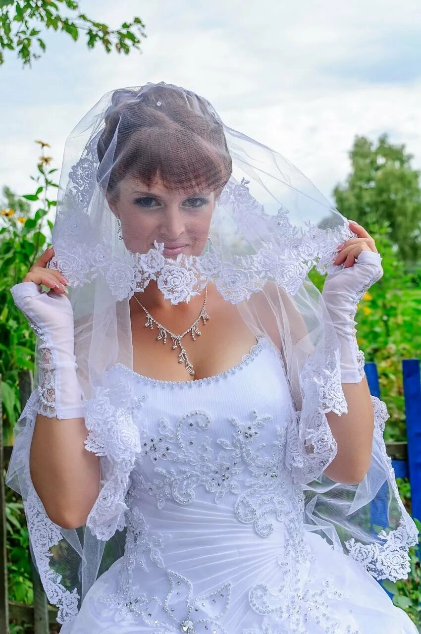 Красивая русская невеста. Русские невесты. Красивые русские невесты. Красивая невеста. Фотосессия невесты.