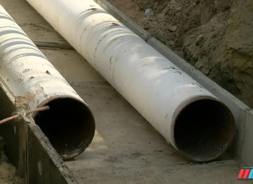 Концессия теплоснабжения тракторозаводского района. Водопровод. Авария на теплотрассе в волгограде. Волгоград теплотрасса. Ремонт теплосетей красноярск.