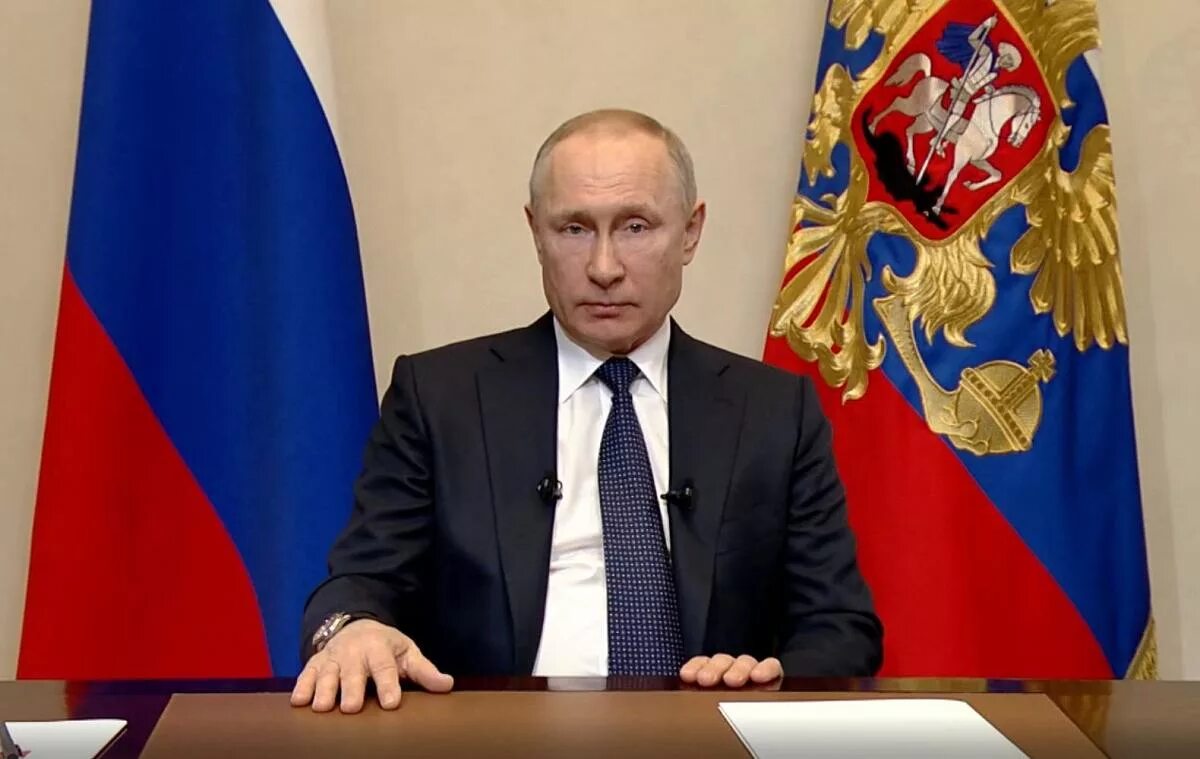 Екатерининский зал кремля. Какое решение было принято путиным. Какое решение было принято путиным. Путин обращение. Путин собрание совета безопасности.