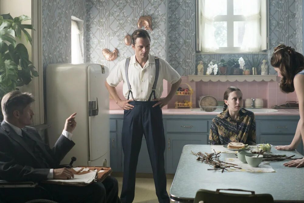 Мы всегда жили в замке даддарио. Мы всегда жили. Мы всегда жили. Мы всегда жили. Мы всегда жили в замке постер.