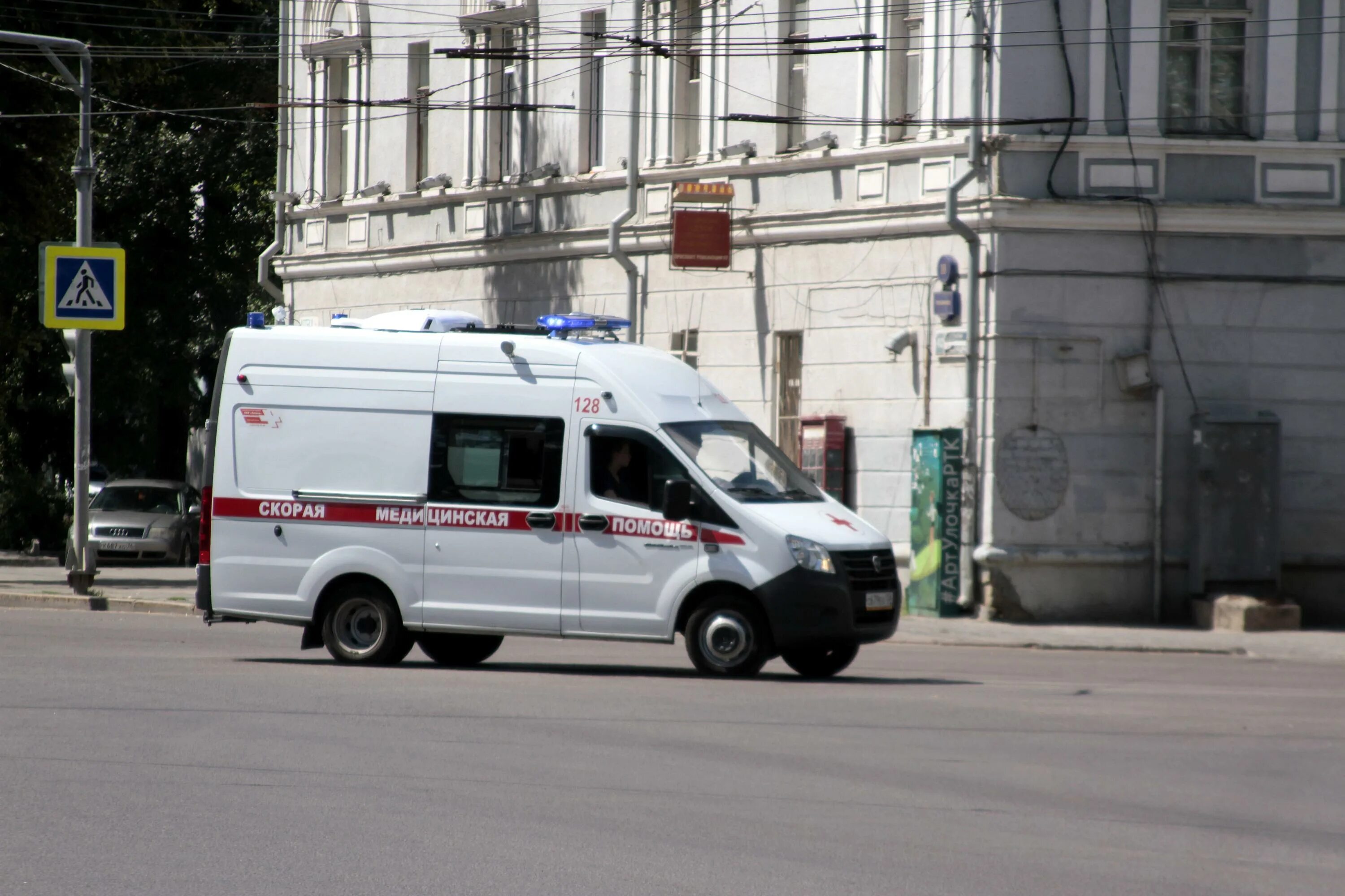 Скорая воронеж номер телефона. Машина скорой помощи воронеж. Станция скорой помощи воронеж. Машина скорой помощи воронеж. Скорая воронеж номер телефона.
