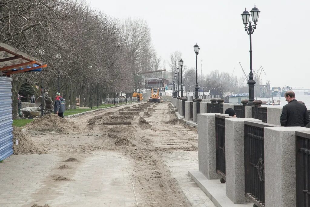 Набережная города Константиновска. Набережная Константиновск фото. Укладка гранита на набережной Ростов. Улица Федора Горбаня фото. Реконструкции ростовской области