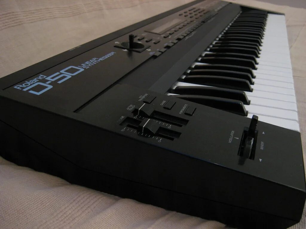 Синтезатор roland e-x50. Roland d50 vst. Синтезатор роланд д 50. Синтезатор роланд д 50. Roland d50.