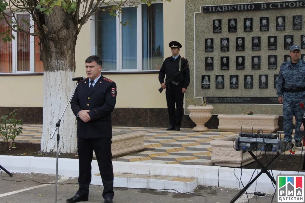 Начальник МВД городе Буйнакск. Буйнакск Дагестан полиция. Гор отдел полиции Буйнакска.