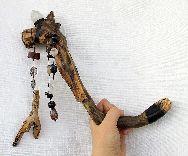 Шаманский посох. Посох шамана. Трость шамана. Гром палка шамана прицелы. Палка шамана.