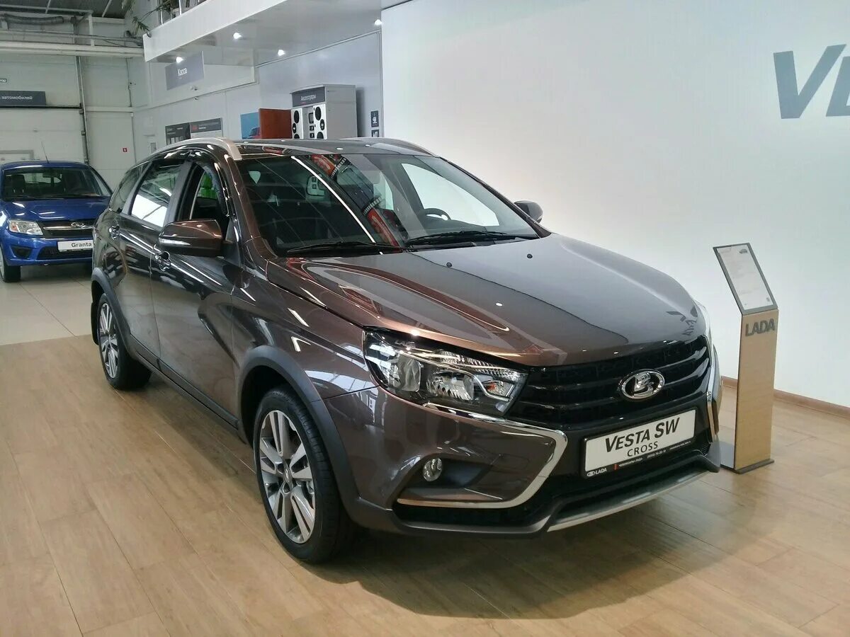 Заславль отель Рогнеда - Lada Vesta SW Cross, 1,8 л, 2018 года покатушки DRIVE2