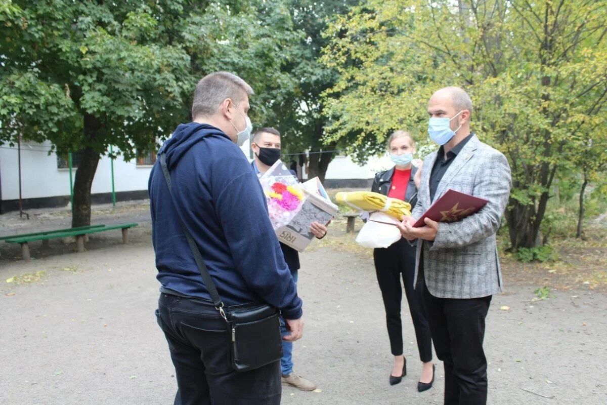 сплетни шахтерска сегодня. шахтерск эмблема. сплетни шахтерска днр. сплетни шахтерска сегодня. сплетни шахтерска вк.