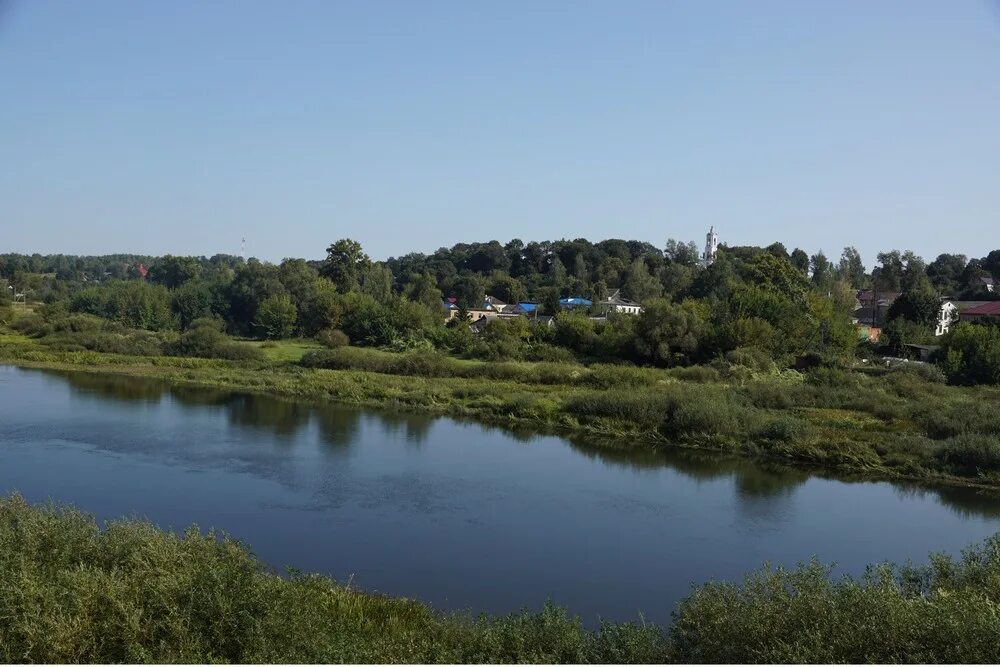 Погода дорогобуж смоленской. Смоленская область город Дорогобуж. Дорогобуж Смоленская область Дорогобуж. Днепр Смоленская область Дорогобуж. Река в Дорогобуже Смоленской.