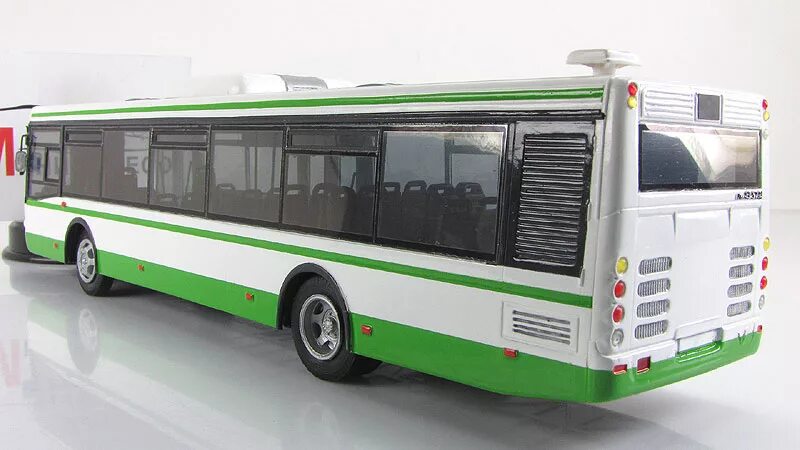 Модель автобуса лиаз. Модель ЛИАЗ 5292 1 43. ЛИАЗ 5292 модель Технопарк. ЛИАЗ 5292 1:43. Модель автобуса ЛИАЗ 5292 1:43.