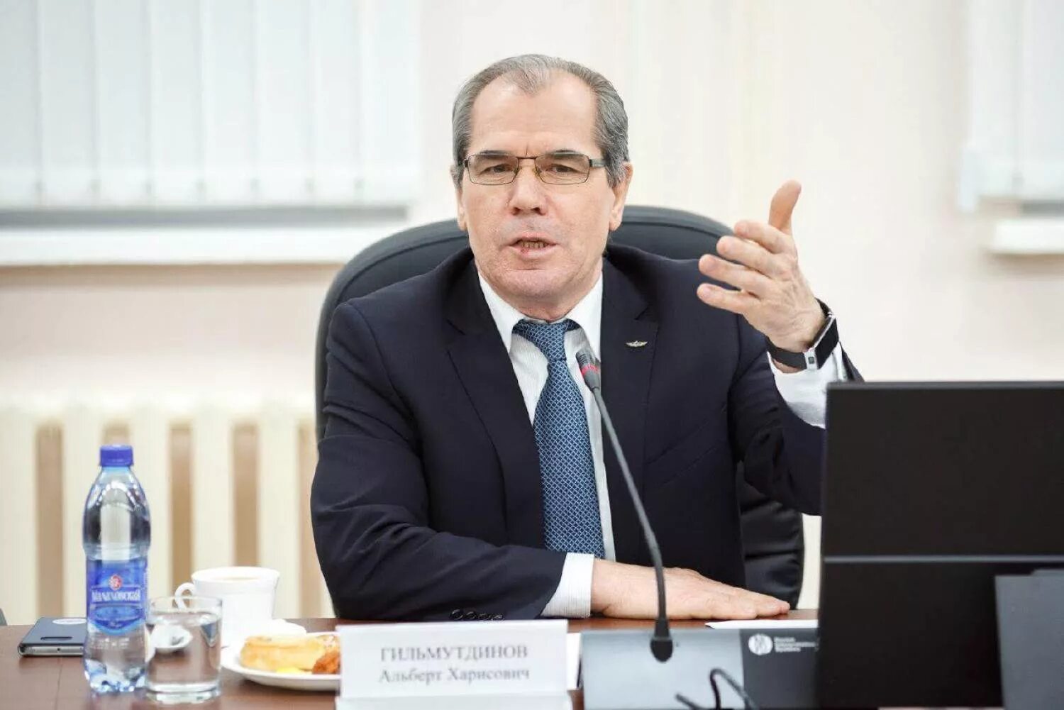 Олег федонин ректор бгту. Адвокат колодяжного воронеж. Трифонов николай николаевич рггу. Федонин проректор бгту. Ректор зуев сергей эдуардович.