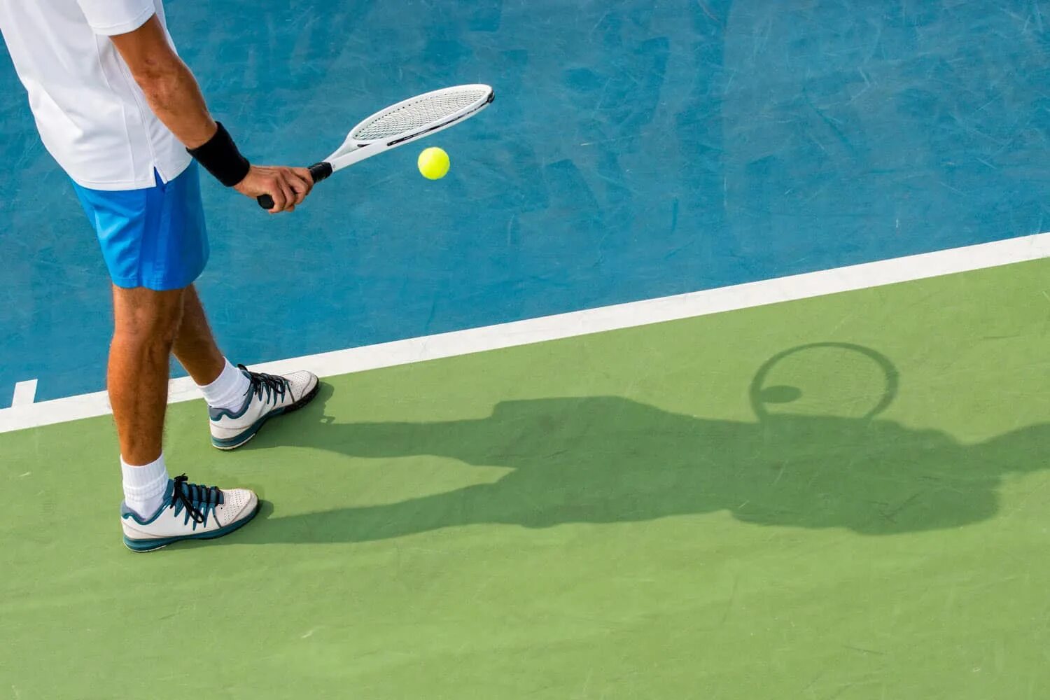 Ставки на счет теннис. Счет в теннисе. Картинки теннисистов в тени. Игроки в теннис для обрезания. Счет по теннису 40.