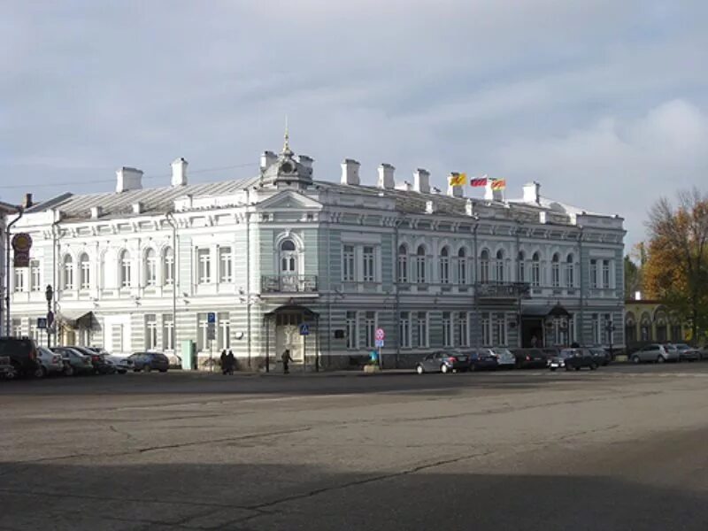 Углич мэрия. Углич площадь мэрия. Администрация района города Углич. Сайт администрации Угличского муниципального района. Телефон администрации ярославля