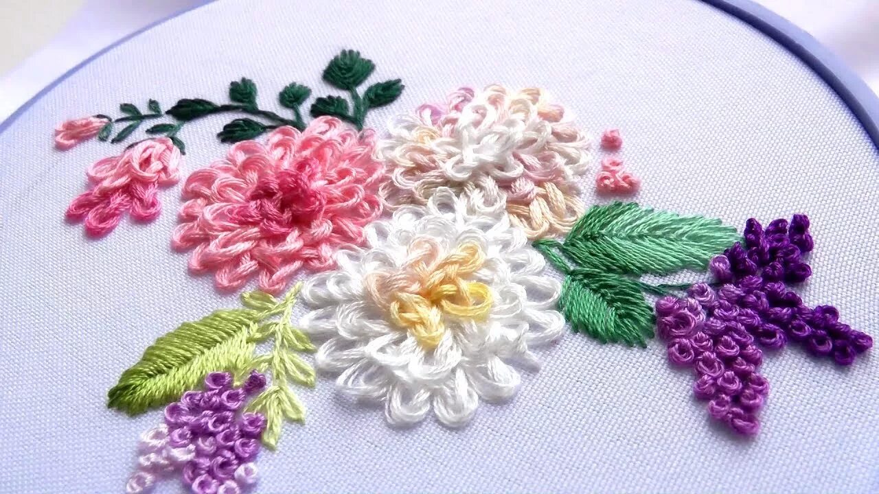 Техника вышивки цветов. Бразильская вышивка цветочные. Бразильская вышивка цветочные мотивы. Вышивка цветы рококо. Вышивка бразильская техника.