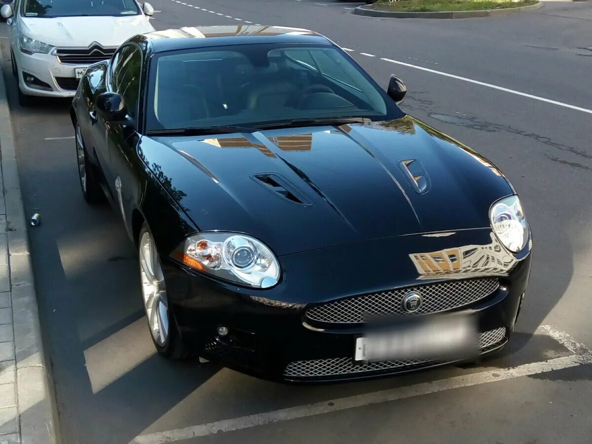 Машина ягуар страна производитель. Jaguar XKR II 2008. Jaguar XKR 2008. Ягуар машина XKR 2008. Ягуар машина 200.