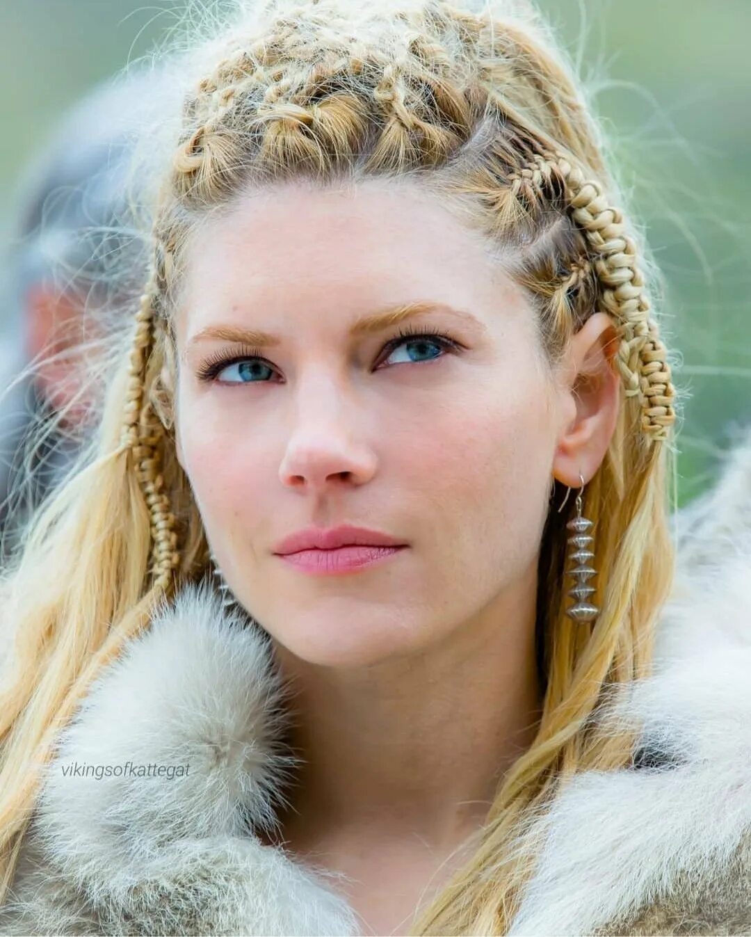 Лагерта викинги воин. Шишкова 2021. Леа макнамара викинги. Кэтрин уинник викинги. Викинги женщины.