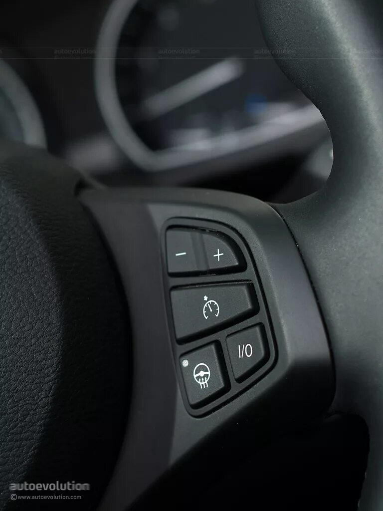 Круиз контроль что это. Система cruise control. круиз-контроль (сапс). что такое круиз контроль в автомобиле. значок круиз контроля в машине.