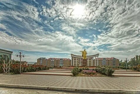 Исфар