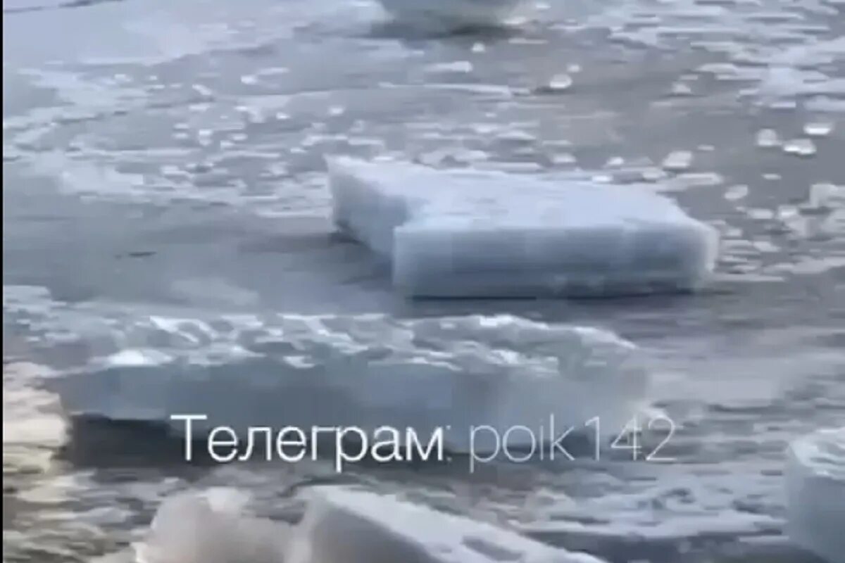 Байкал вскрывается поздно и до конца. Байкал вскрывается поздно и до конца