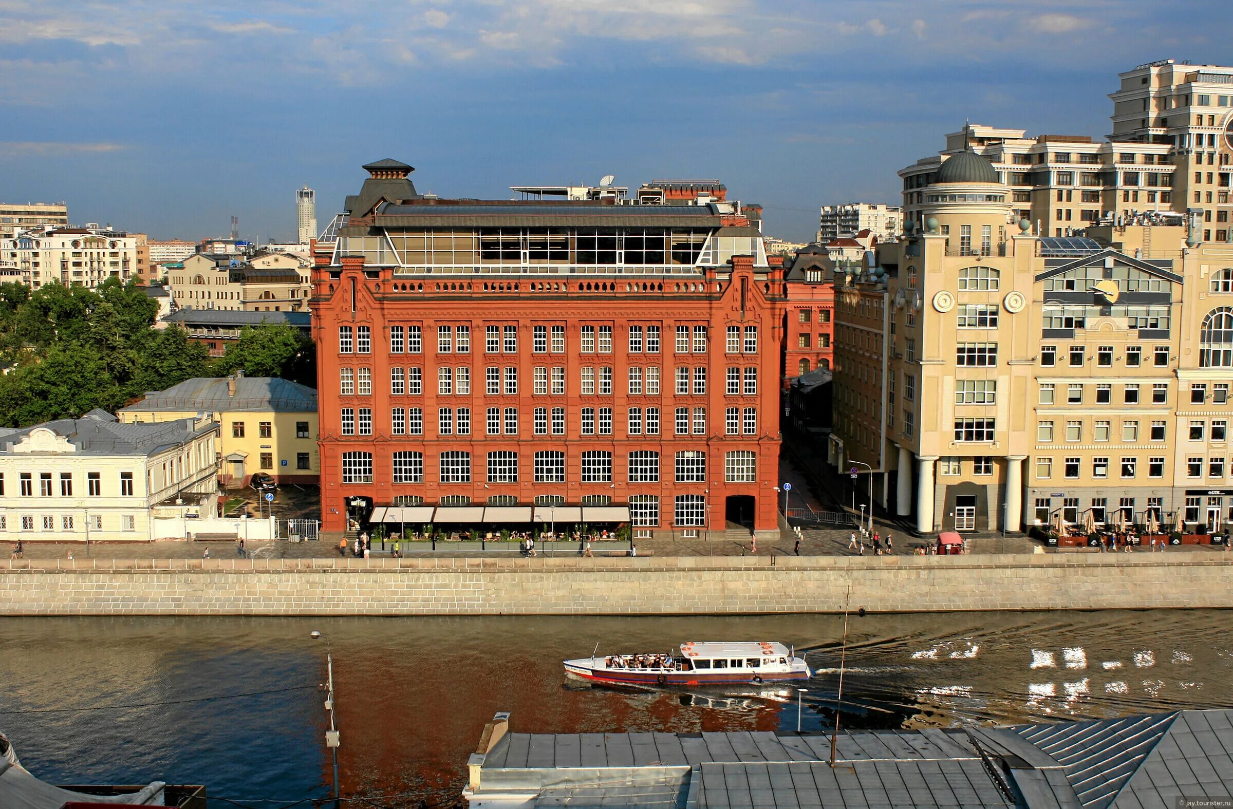 Якиманская набережная 4/4 стр 2. 4, стр 1. Москва, якиманская набережная, дом 2. Якиманская набережная 2-4. Москва, якиманская набережная, 4с1.