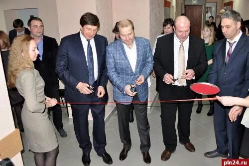 Судья круглова великий новгород. Суд великие луки. Менделеева 4 великий новгород. Председатель арбитражного суда новгородской области драчен. Ул рабоче крестьянская 37а волгоград.