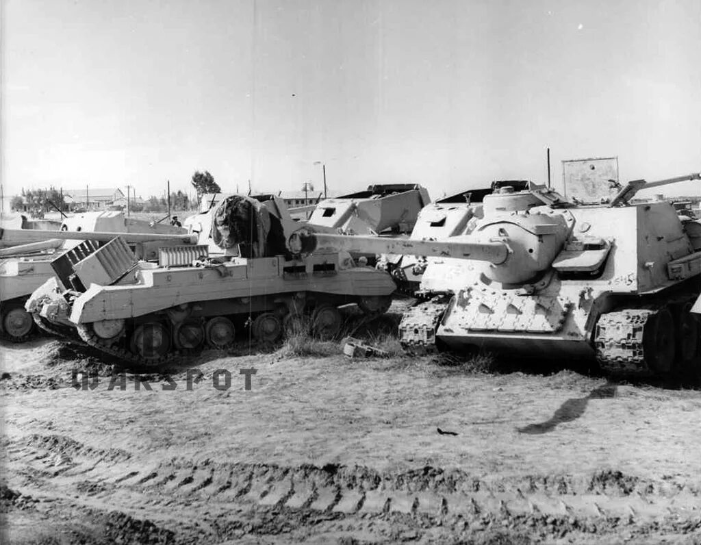 Танковая база. SD 100 самоходка. Panzer 4 в Арабо израильской войне. Захваченные Су-100. SD-100 танк.