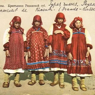 Костюмы народные крестьянские