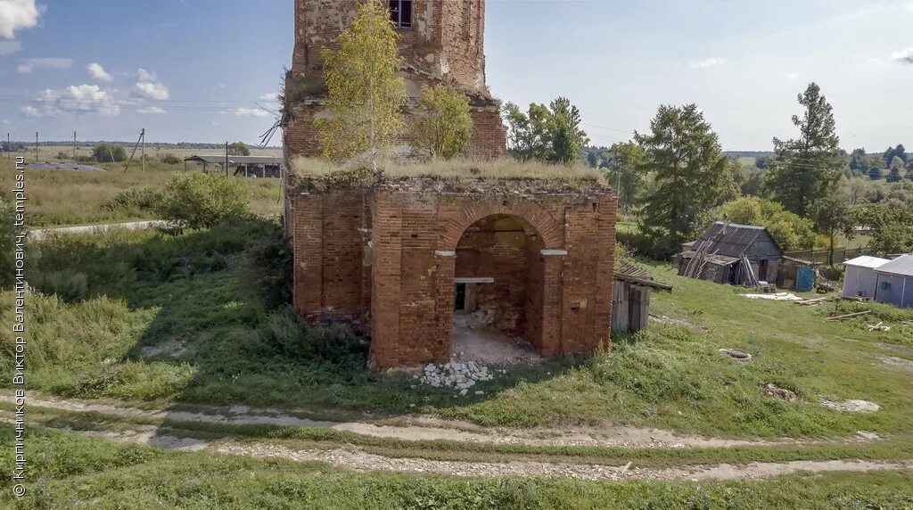 Пятнинский. Село Пятницкое Калужская область Бабынинский район. Село Пятницкое Калужская область Бабынинский район Церковь. Село Никольское Бабынинский район. Храм Спаса Нерукотворного Пятницкое.