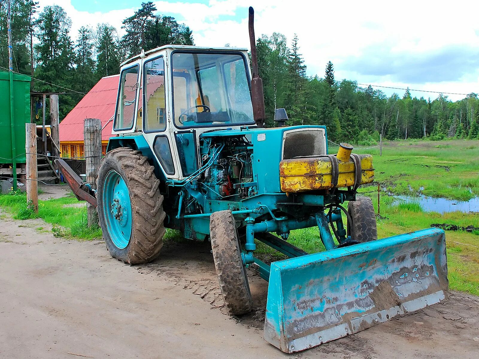 Купить трактор т 80. Трактор ЮМЗ 80. МТЗ-80 трактор. МТЗ 80 заводской. МТЗ 80 82 50.