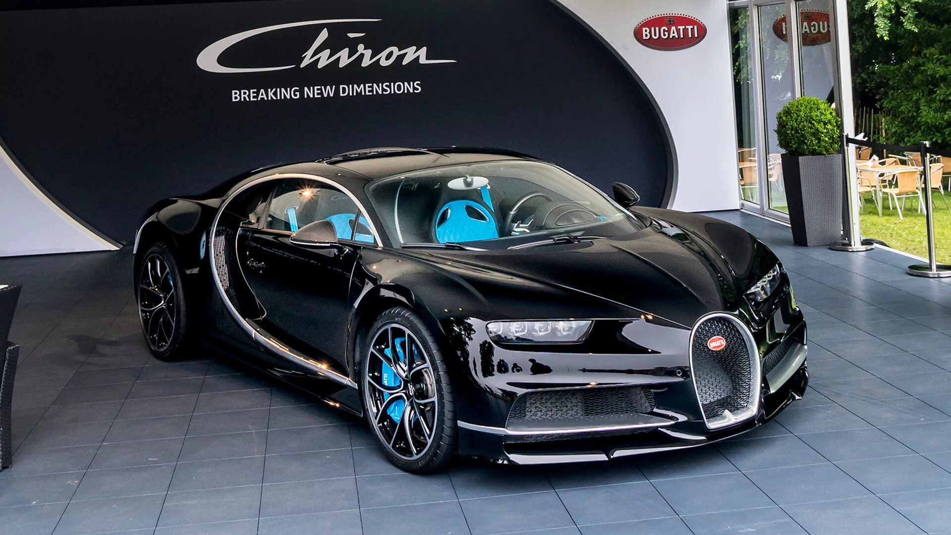 Бугатти ЧИРОН. Бугатти Шерон. Бугатти Шерон спорт. Bugatti Chiron Sport 2019.