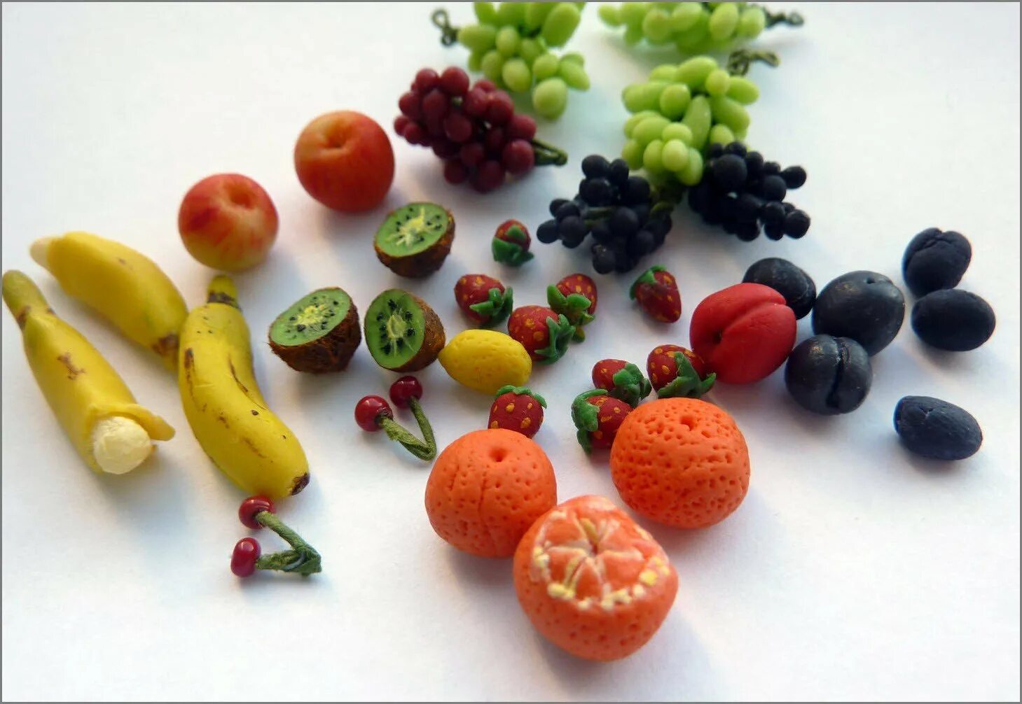 Продукты из пластилина. Лепка овощей и фруктов. Фрукты из пластилина. Лепка из пластилина овощи и фрукты. Лепка из пластилина фрукты.