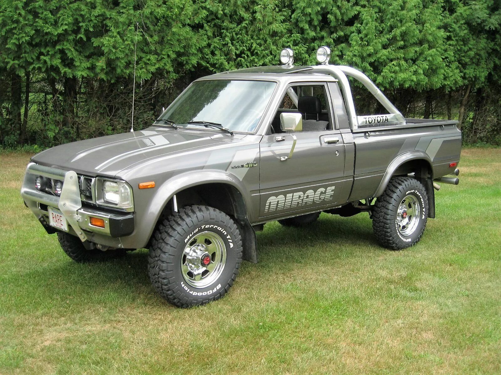 Гир пикап. Toyota Hilux-4-1983. Toyota 4x4 пикап. Toyota sr5 Pickup Truck. Toyota Hilux Pickup 1980.