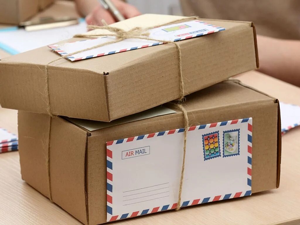 Parcel posting. Посылка. Посылка картинка. Бандероль. США посылки.