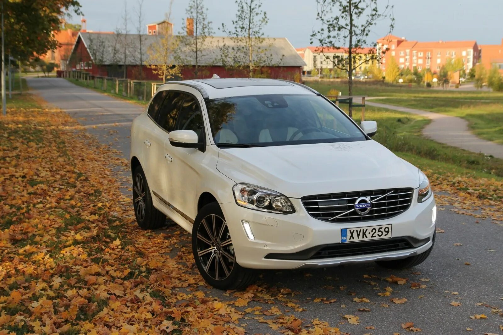 32288517 volvo xc60. Volvo xc60 2015. Вольво хс60 2015. Xc volvo xc60. Volvo xc60 2014.