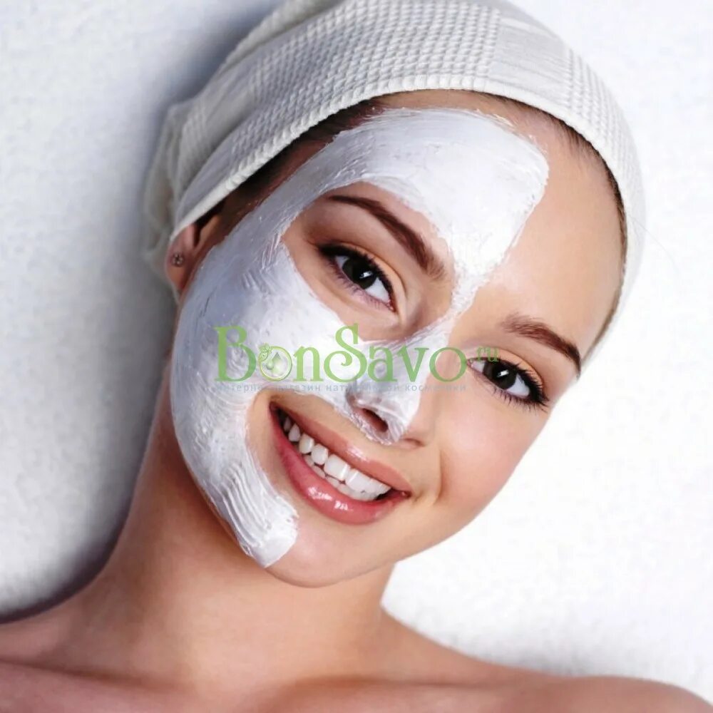 Moisturizing face mask