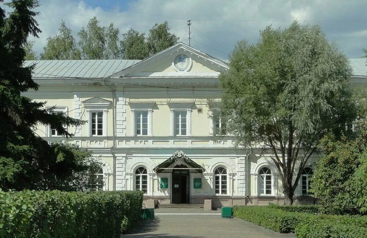 Демидовская площадь барнаул горный госпиталь. Турьинское горное училище. Красноармейский, 21 горное училище. Барнаульский училище. Училище в барнауле.