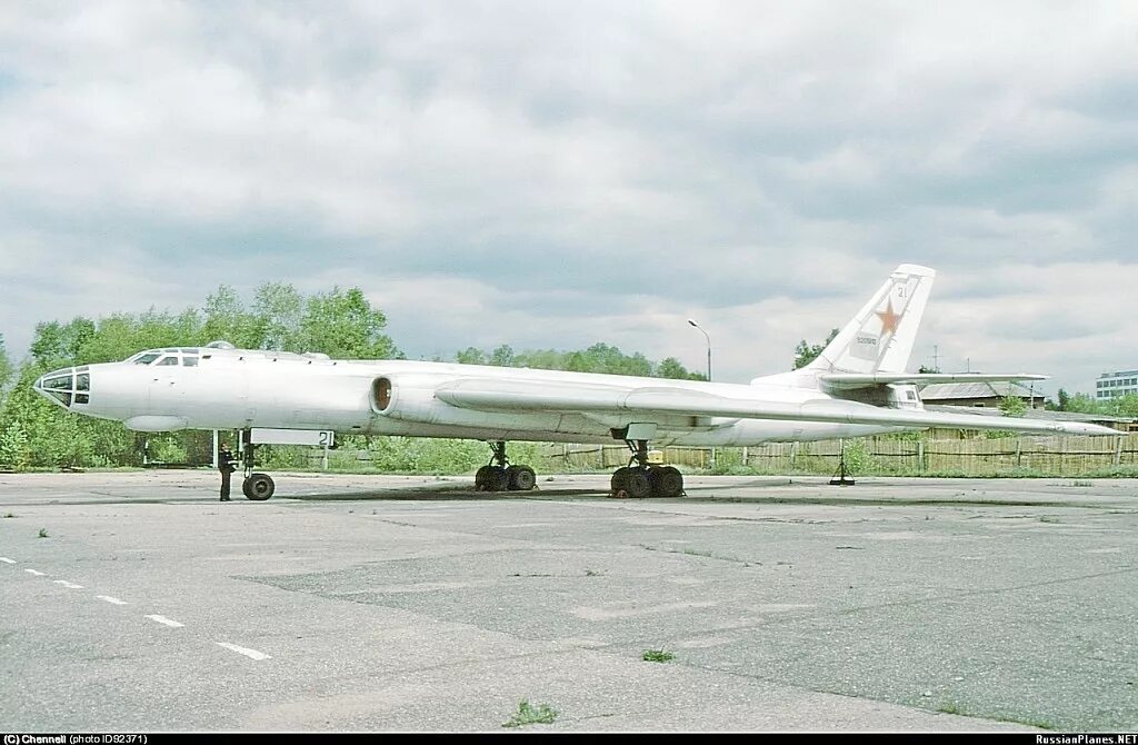 аэродром каменск уральский. самолёт литейный завод каменск уральский. аэродром каменск уральский. каменск-уральский литейный завод (кулз). самолет кулз каменск уральский.