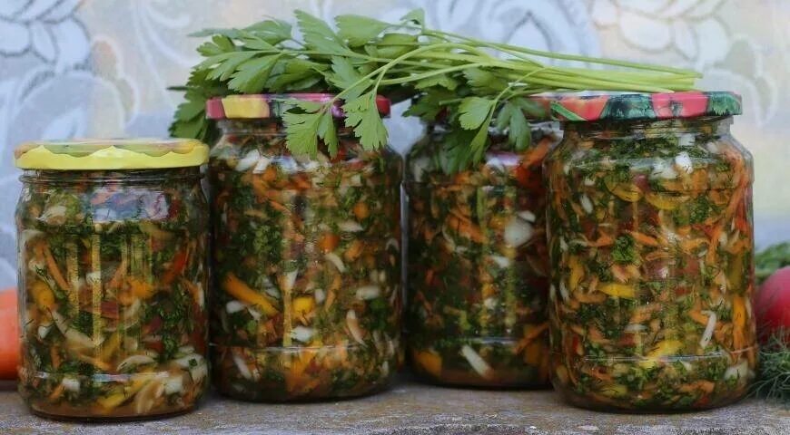 Сныть на зиму рецепты. Суповые заготовки на зиму. овощная приправа на зиму. суповая приправа на зиму. заготовки из овощей на зиму для супов.