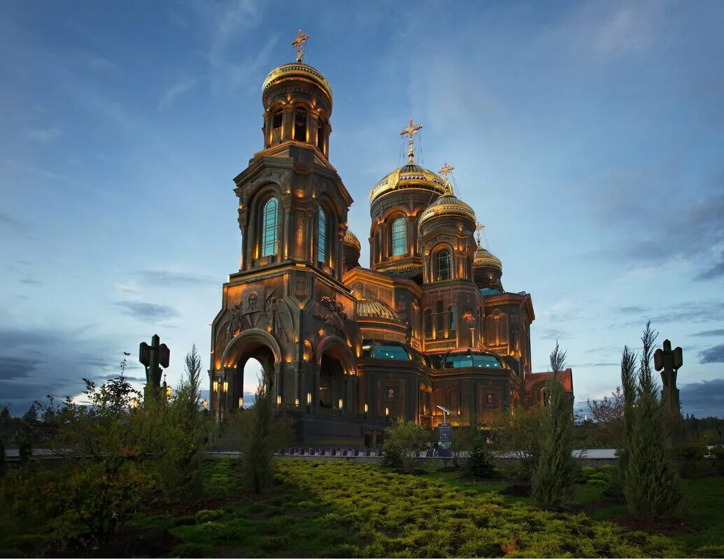 Собор воскресения христова в парке патриот. Главный храм вооружённых сил россии, собор воскресения христова. Вооруженные силы храм изображения. Главный храм вооруженных сил рф. Главный храм вооружённых сил россии, собор воскресения христова.