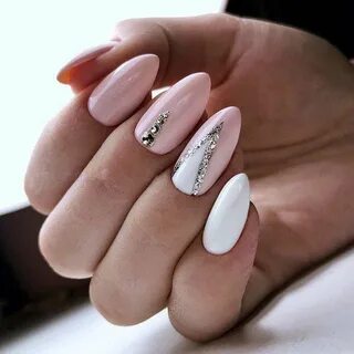 Красивый маникюр на миндалевидную форму