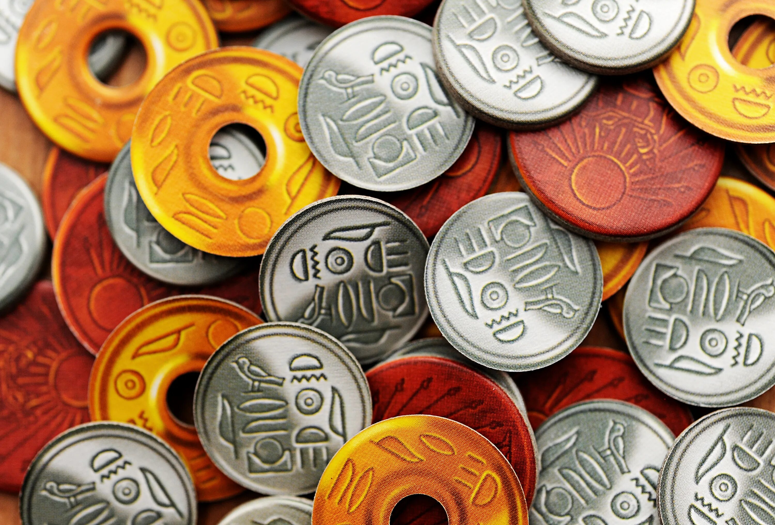 Металлические монеты. Монеты для дошкольников. Металлические монеты для игры серп. Золотые монеты в играх. Игра создавать монеты.