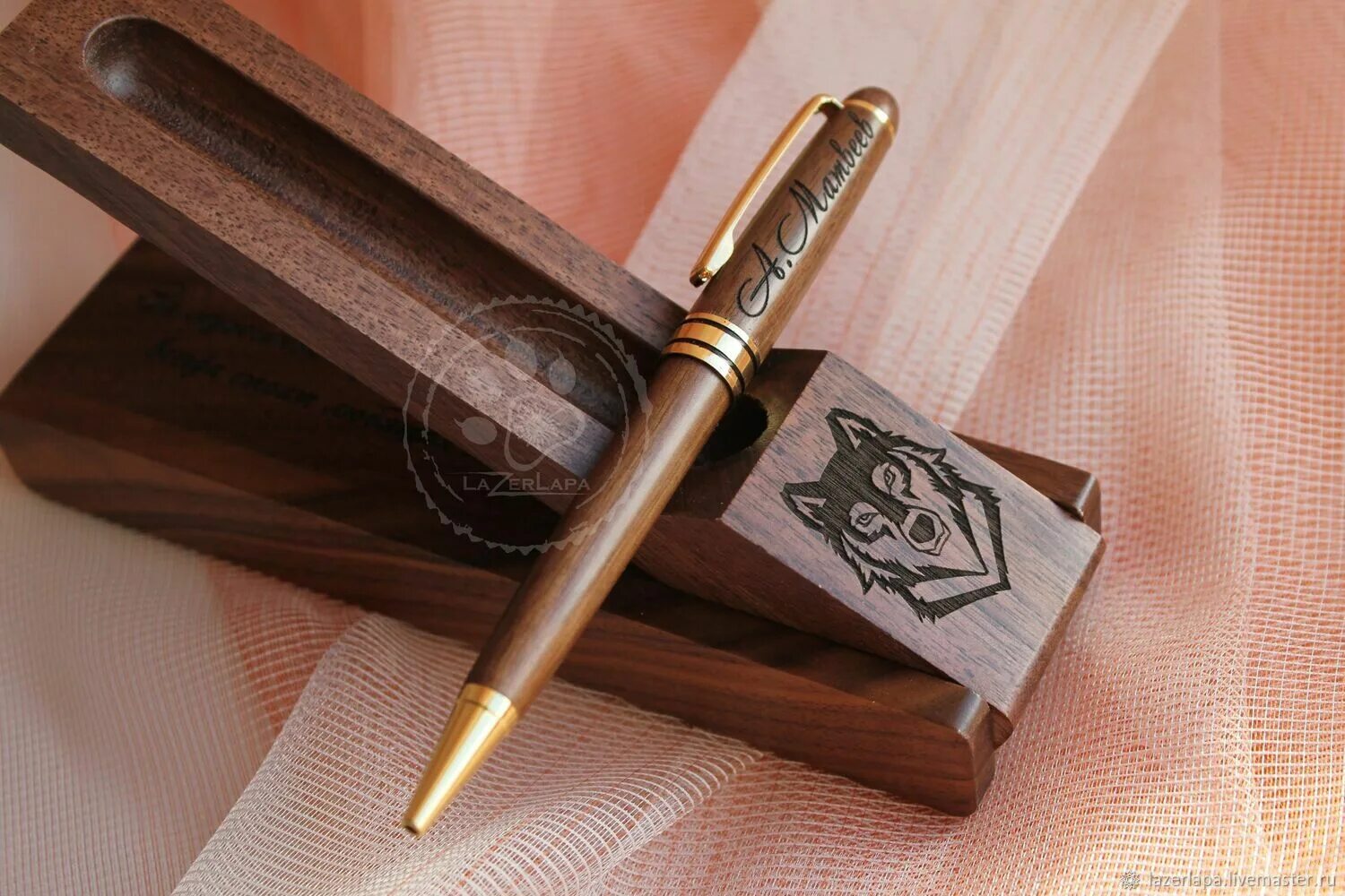 Подарочная ручка для мужчин. Солидная ручка. Ручка для руководителя в подарок. Подарочные авторучки для мужчин. Дорогие подарочные ручки.