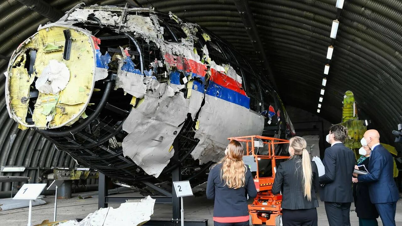 Крушение дело. Катастрофа Боинг 777 мн17.