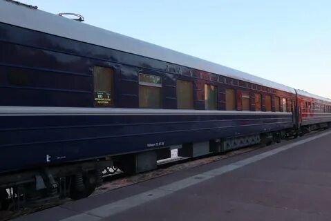 Поезд возвращался