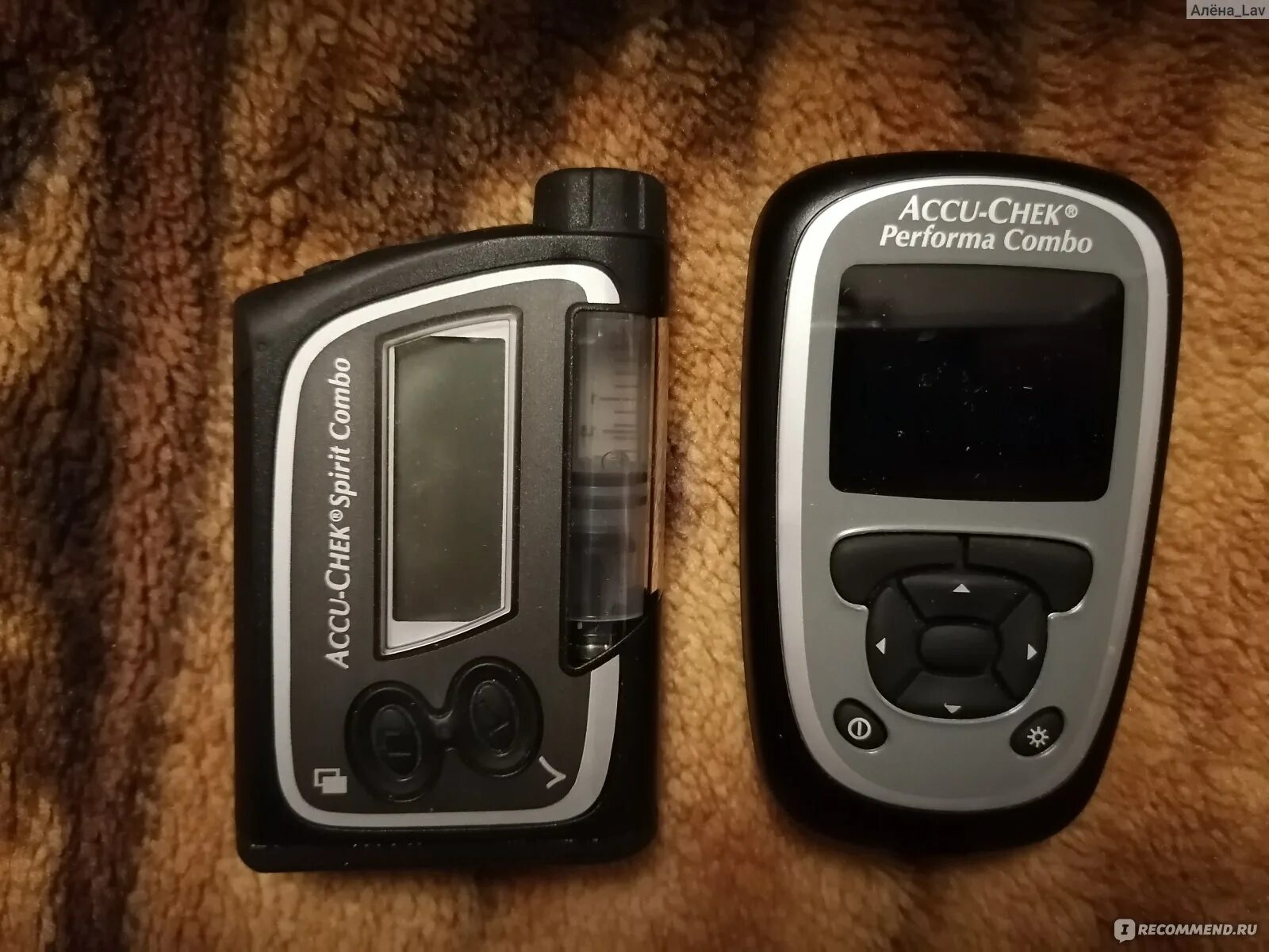 Инсулиновая помпа accu-chek combo. Помпа акку чек спирит комбо. Инсулиновая помпа акку чек комбо. Инсулиновая помпа акку чек комбо. Помпа акку чек спирит комбо.