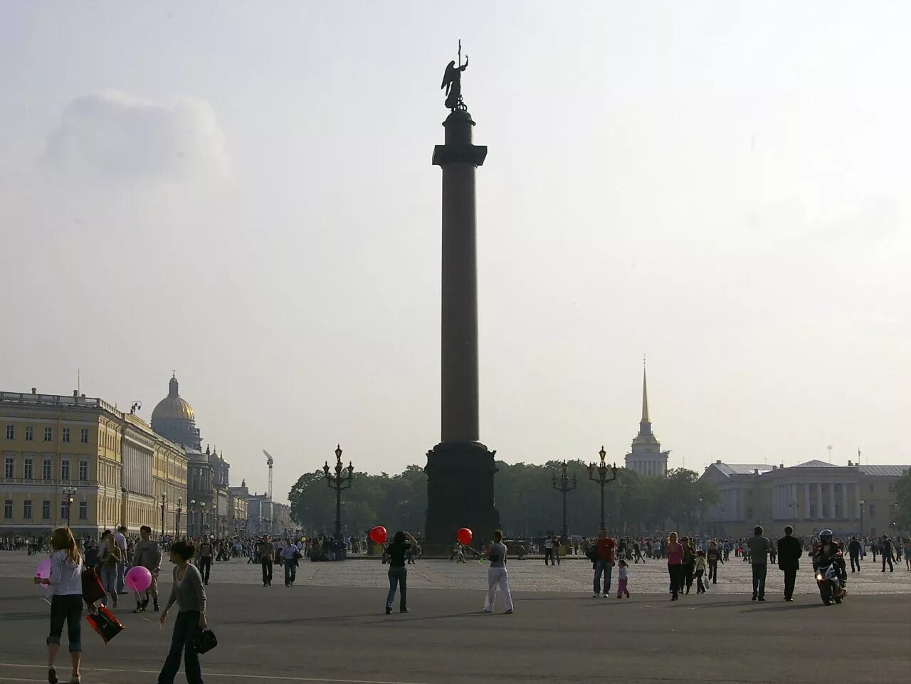 В санкт петербурге их два. Яркий петербург. Д. Питер стрелка васильевского острова. В санкт петербурге их два.