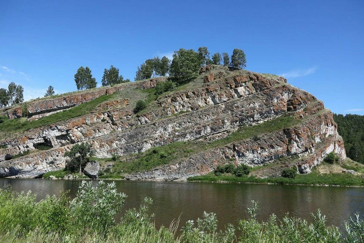 Богатства башкирии. Гора Янгантау в Башкирии. Геопарк Янгантау. Гора Янгантау. Янган Тау пещера.