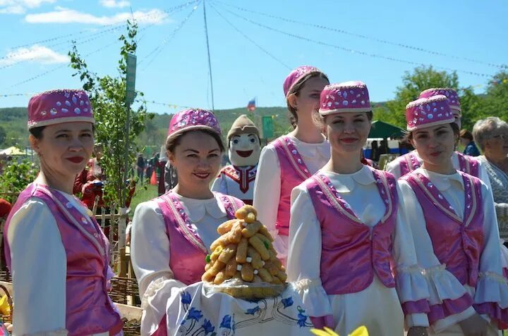Большеустьикинское сабантуй 2018. Сабантуй бавлы. Передовики апастово сабантуй 2020. Сабантуй бавлы. Сабантуй бавлы.