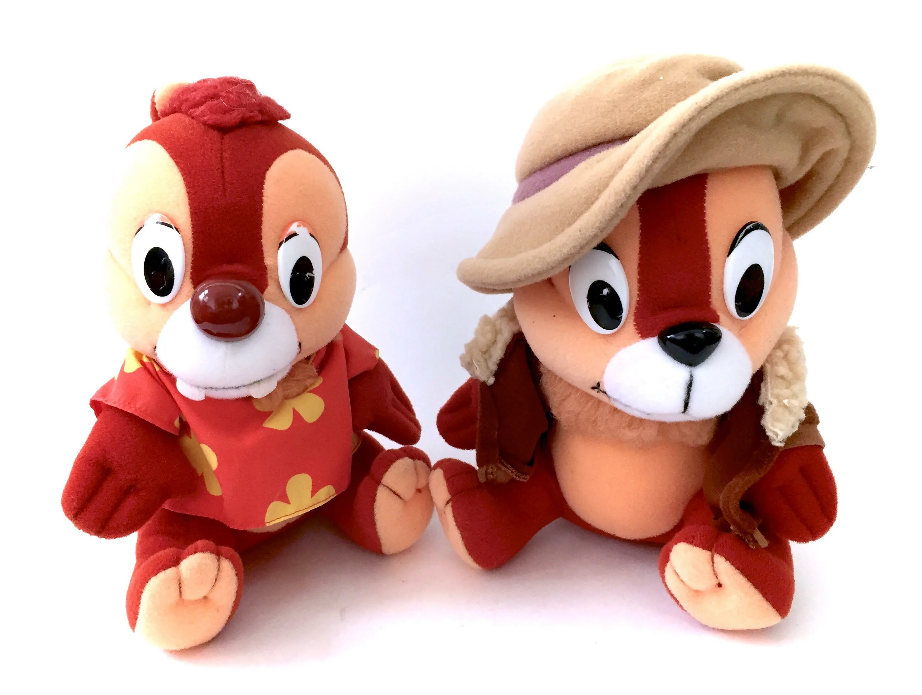 Игрушка гаечка из чип и дейл. Плюшевые придурки чипи чипи. Плюшевые придурки чипи чипи. Чип и дейл фигурки. Чип и дейл игрушки.