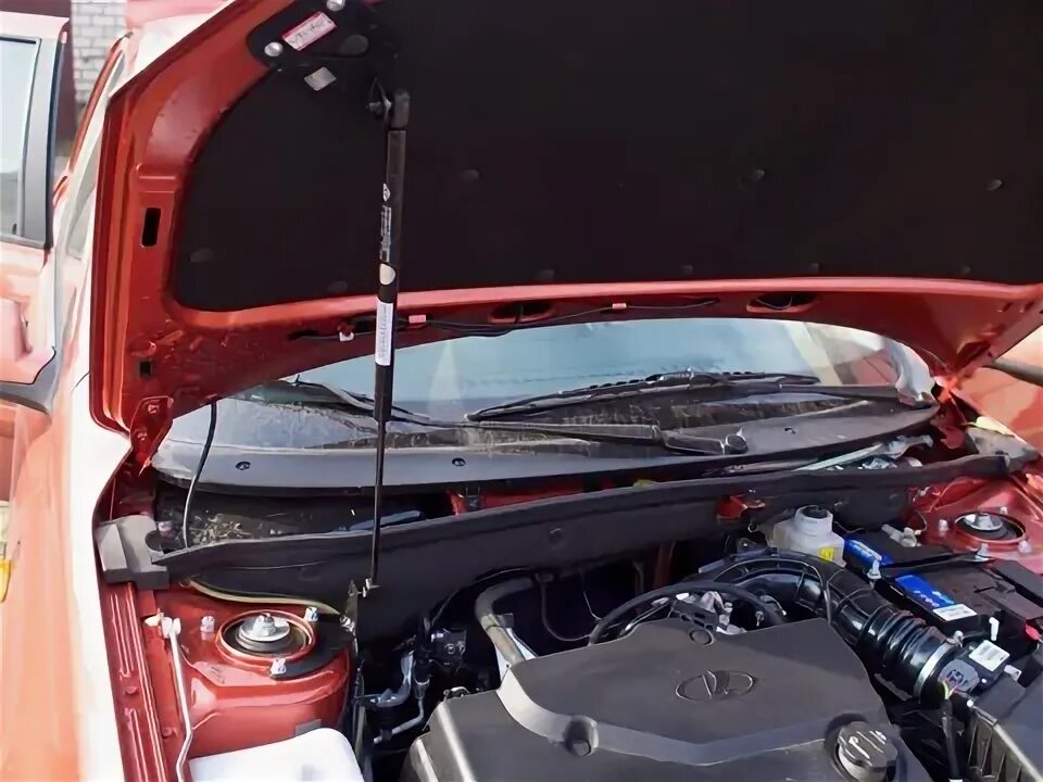 Уплотнитель капота - 5 - Lada Kalina Cross, 1,6 л, 2015 года другое DRIVE2
