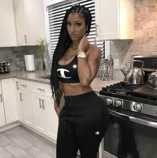 Realberniceburgos naked.